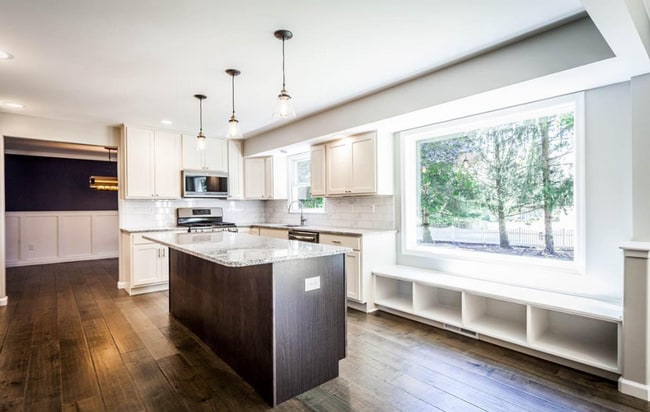 Photo - 1106 Musket Ln