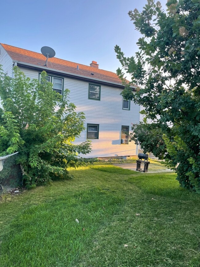 Photo - 6838 W Oklahoma Ave Unit 6838 W Oklahoma Ave Upper