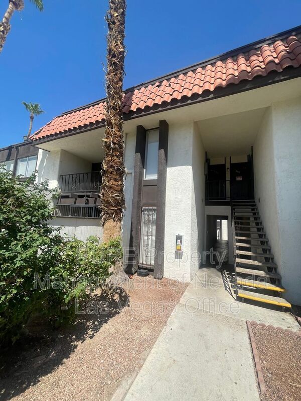 Building Photo - 1405 E Vegas Valley Dr Unit #230 BLDG 23 Rental