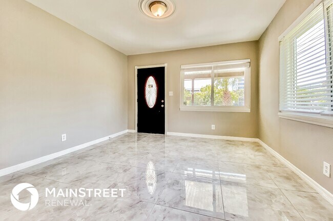 Photo - 4223 W Grace St