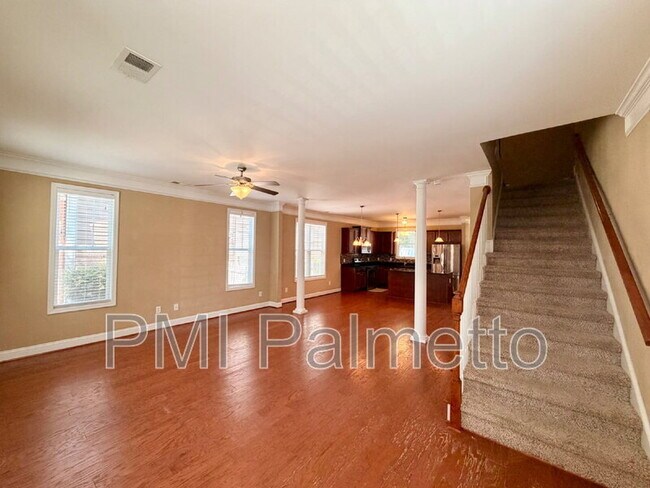 Photo - 6877 Pennington Rd