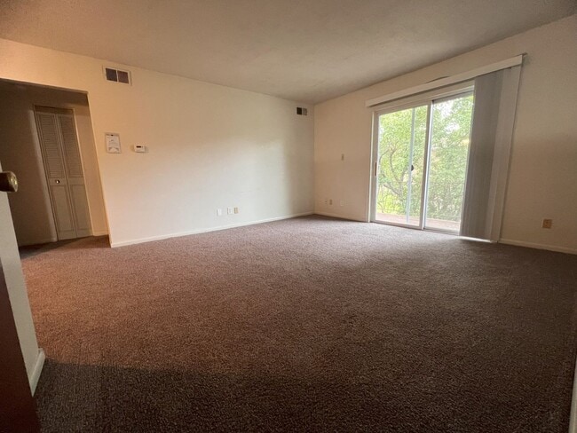 Photo - 1 Bedroom 1 Bath Balcony Apartment Available Unit 1819-A5