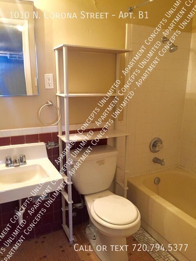 Photo - 1010 Corona St Unidad Apt. B1