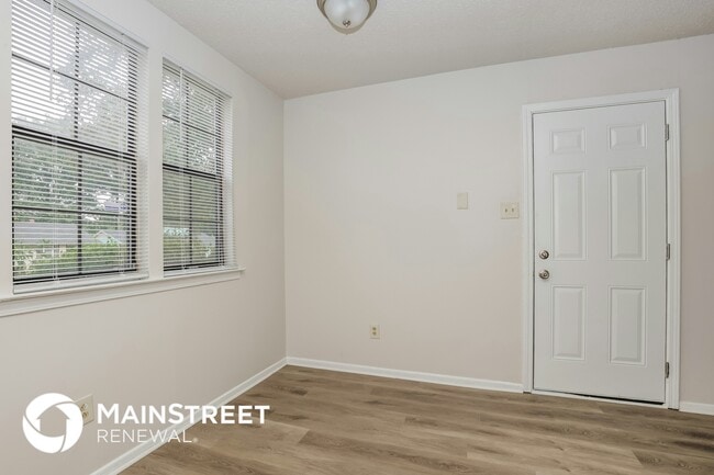 Photo - 5711 Fenway Dr