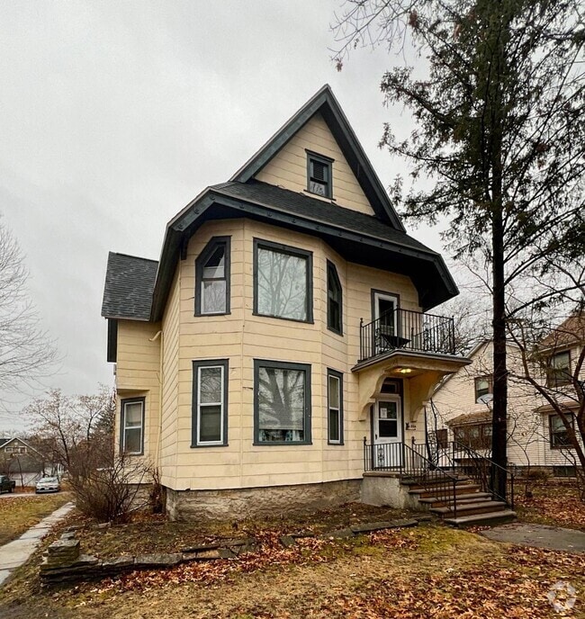 Building Photo - 526 S Webster Ave Unit 1 Rental