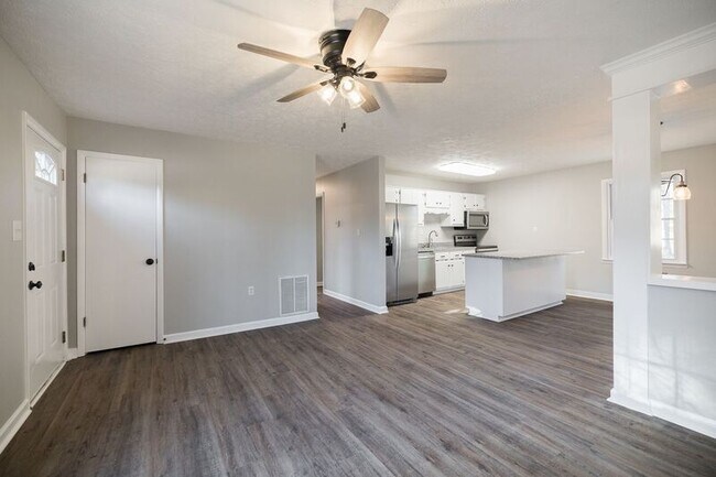 Photo - 1210 Bouldercrest Cir