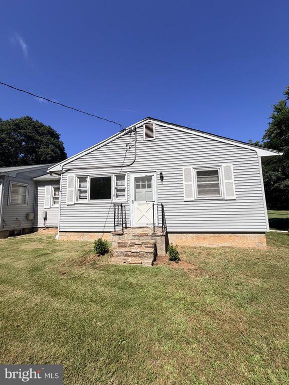3205 Chapman Rd
