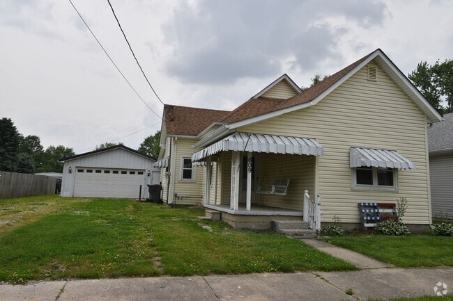 Building Photo - Three Bedroom Home in Shirley