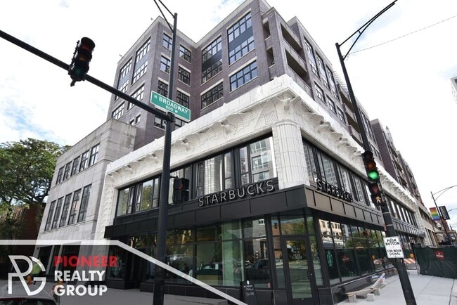 Building Photo - 3833 N Broadway