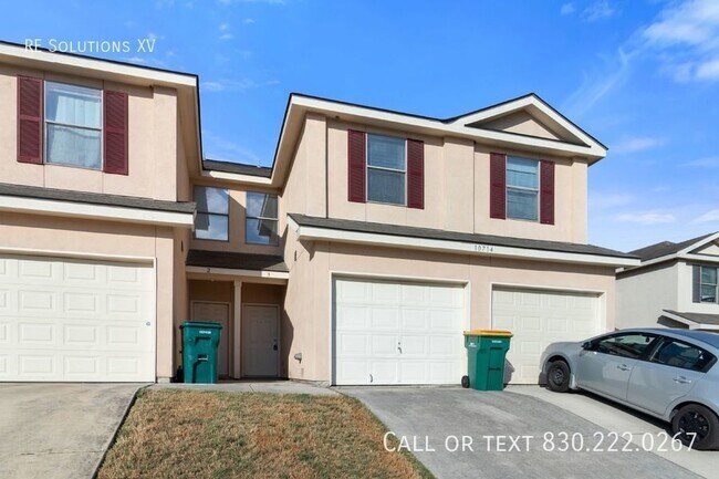 Photo - 10714 Mathom Landing Unit 3