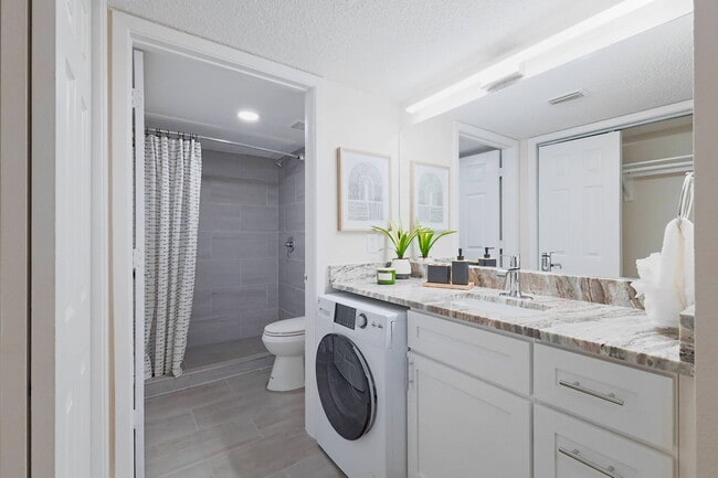 One Bedroom Traditional