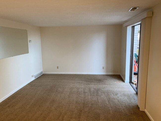 Photo - 720 East Side Dr Unidad 1