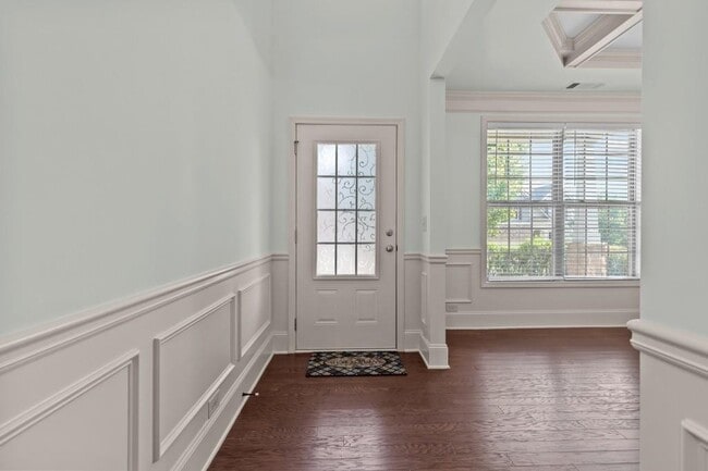 Photo - 5155 Roseman Trail