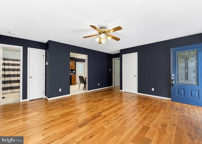 Photo - 8433 Sailboat Ln