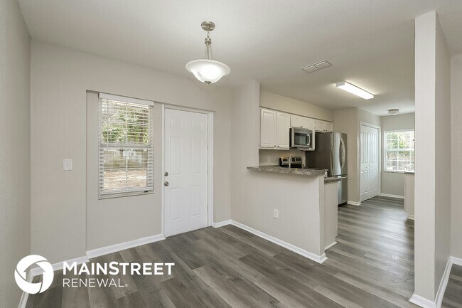 Photo - 2012 Live Oak Dr