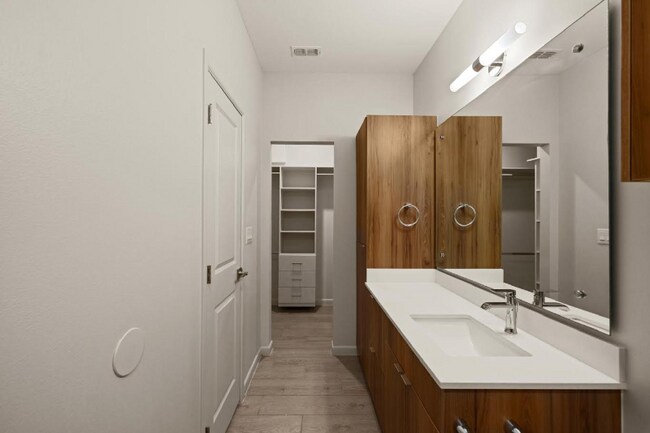Photo - 3509 Duke Ave Unit 3509