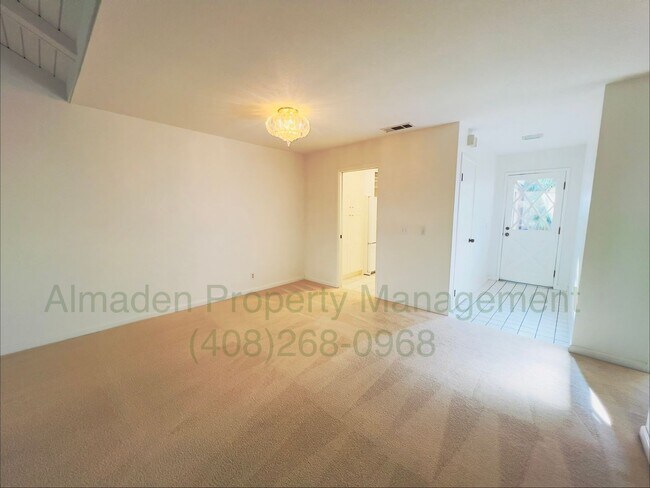 Photo - 6082 Montgomery Ct