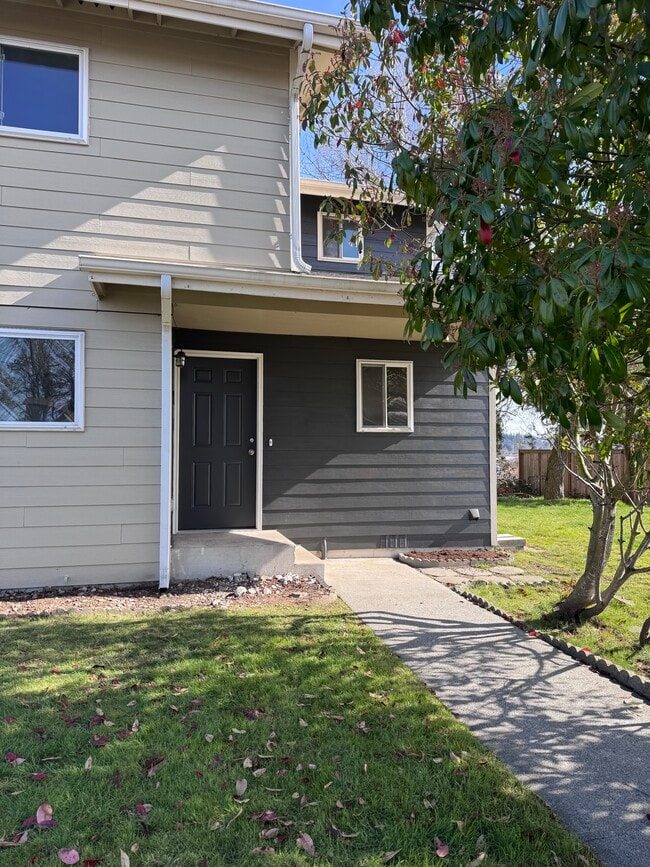 Photo - 92 Quinn Ave