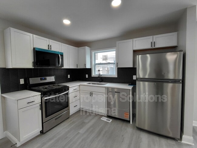 Photo - 7520 Chestnut Ave