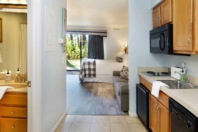 Building Photo - 5680 Creeks Crossing Unit ID1248418P Rental