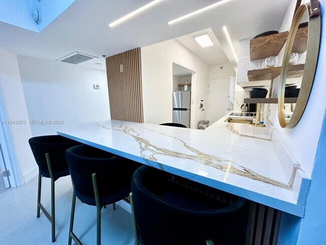 Photo - 100 Lincoln Rd Unidad 445