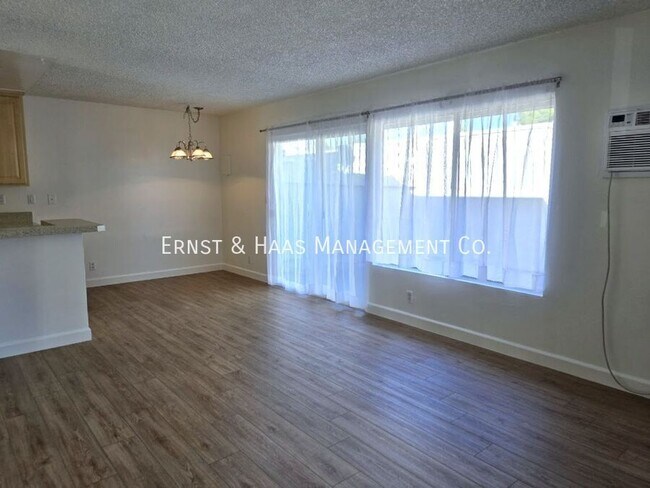 Photo - 17611 Regency Cir Unidad #07