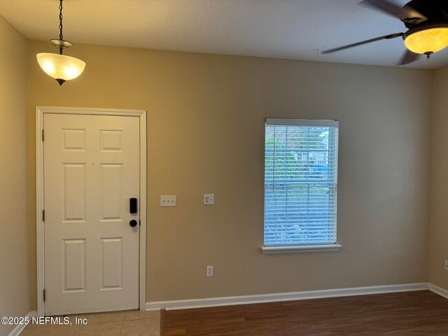 Photo - 575 Oakleaf Plantation Pkwy Unidad 504