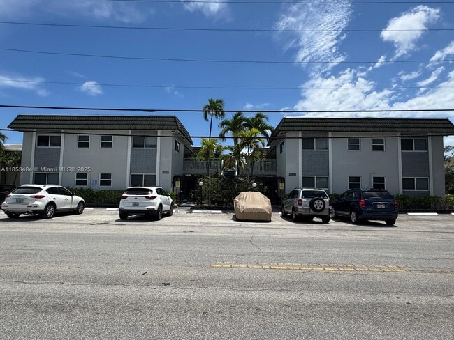 Building Photo - 1000 SE 15th St Unit 203 Rental
