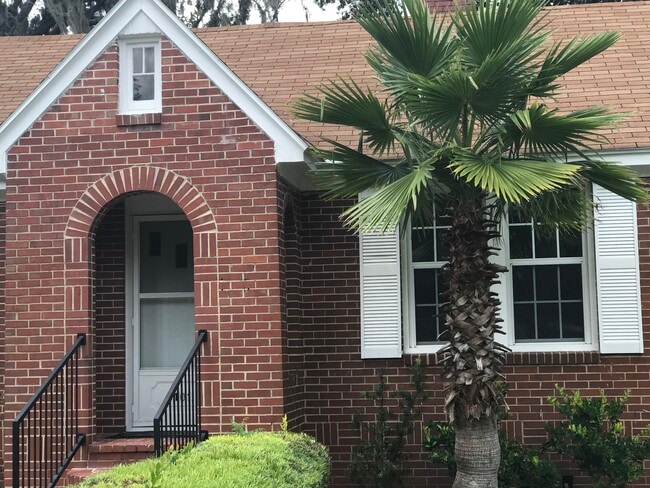 Fully Furnished Midterm Rental - 5101 Blackburn St Unit 5101 Blackburn