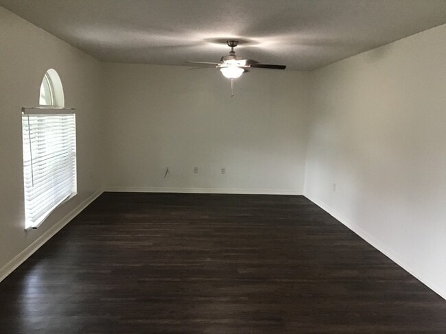 Photo - 5449 NW Wisk Fern Cir