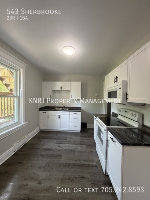 Photo - Three Large Two Bedroom Apartments for Rent