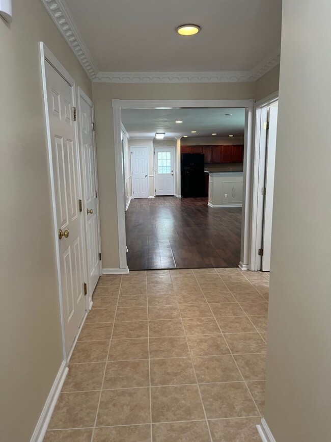 111 Thistle Rd