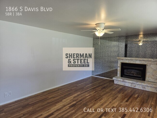 Photo - 1866 S Davis Blvd