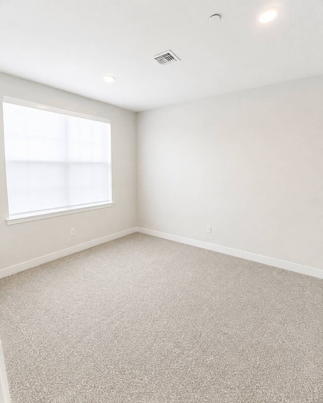 Photo - 507 Pine Hills Dr