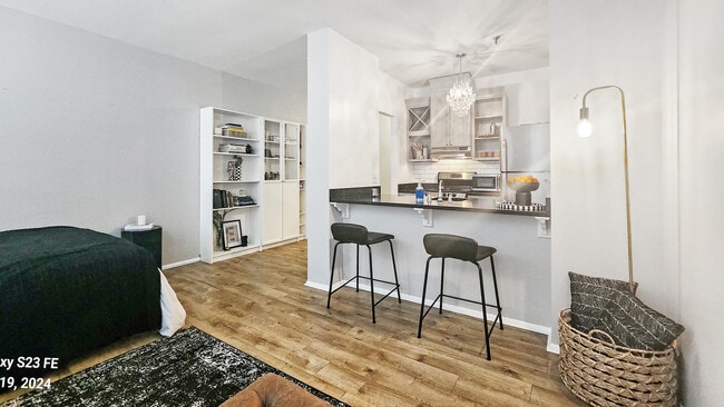 Photo - 640 S Federal St Unit 404
