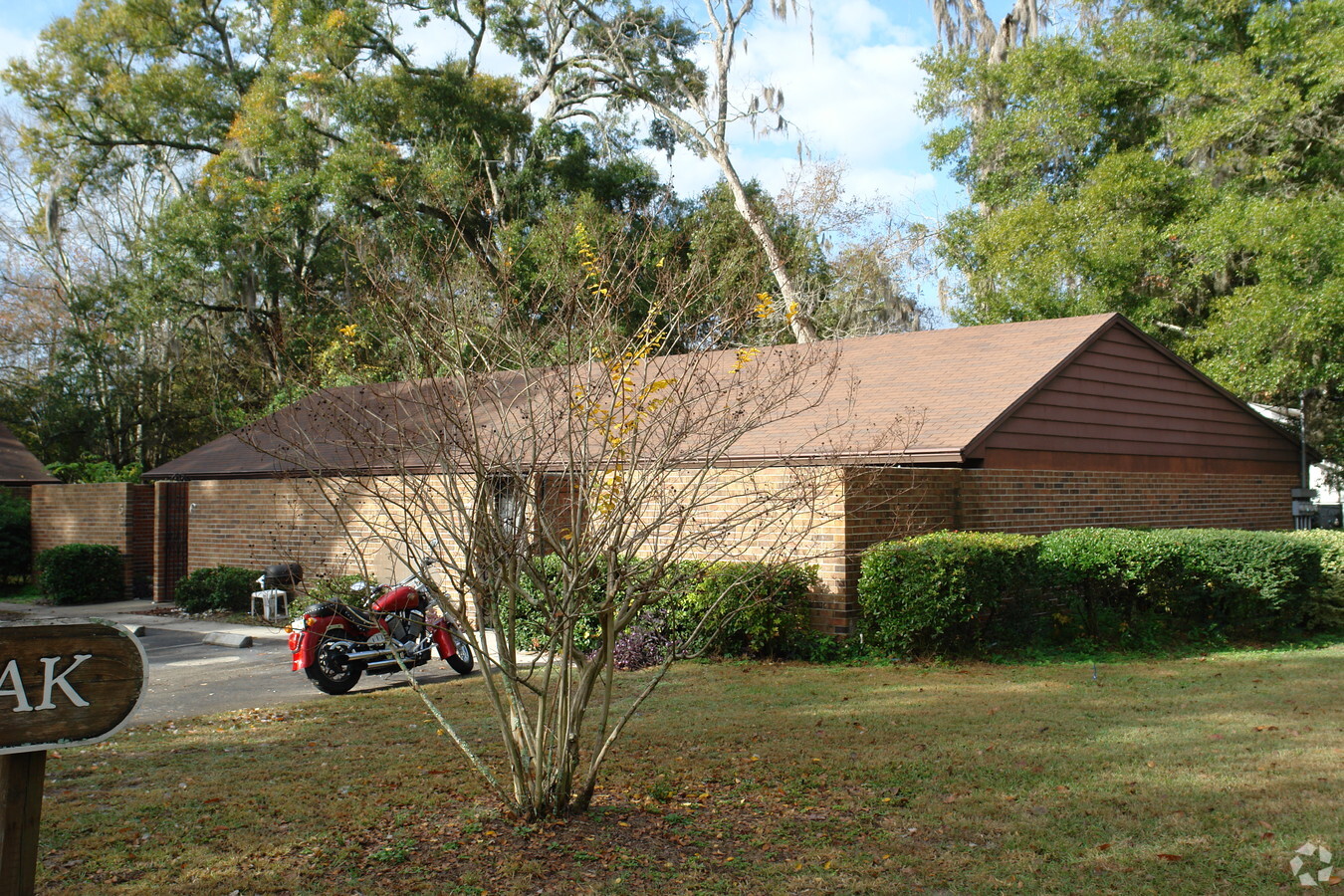HERITAGE OAK APARTMENTS - HERITAGE OAK APARTMENTS