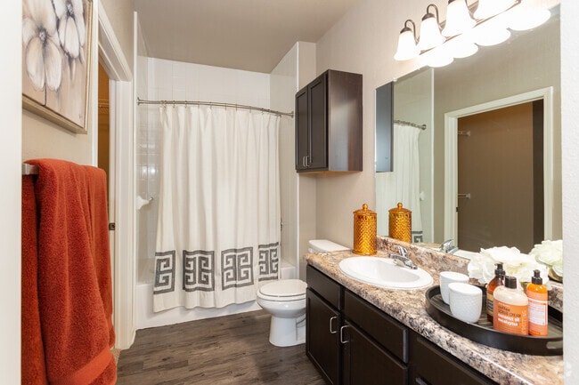 2BR 2BA - 1,128 SF