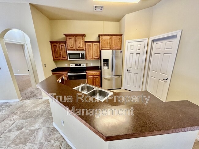 Photo - 1109 Emily Ln