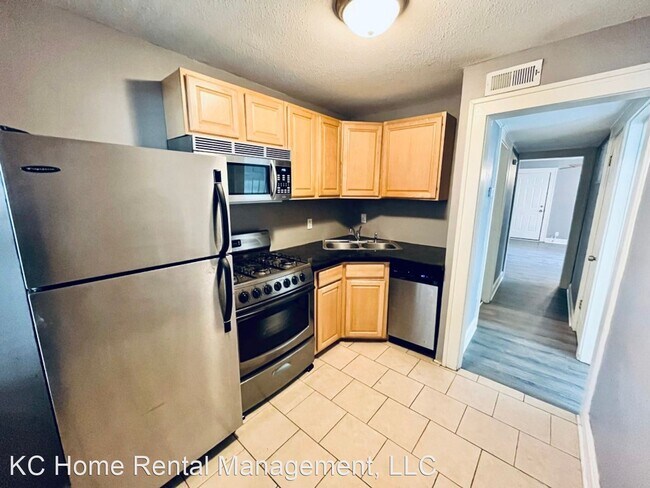 Photo - 1 br, 1 bath House - 1114 W 41st Terr 2W