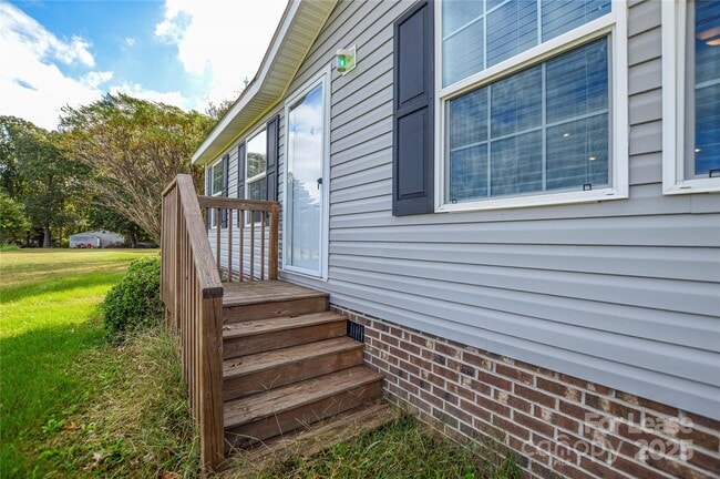 Photo - 711 W C J Thomas Rd