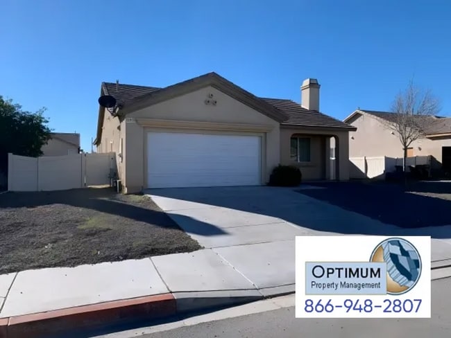 Building Photo - Beautiful 4 Bedroom, 2 Bathroom Single-Family Home in the Heart of Adelanto