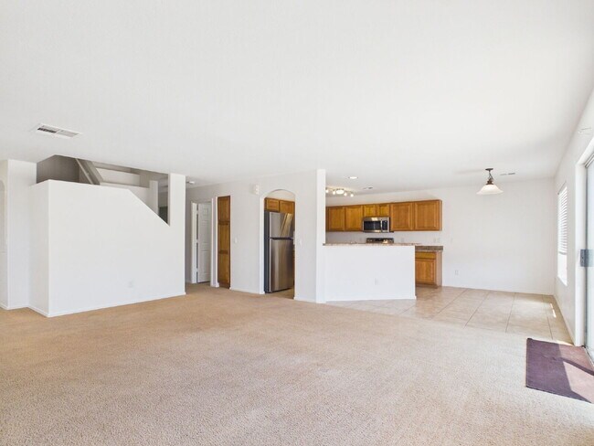 Spacious Heartland Ranch Beauty