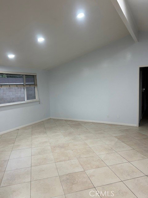 Photo - 1083 Gilwood Ave