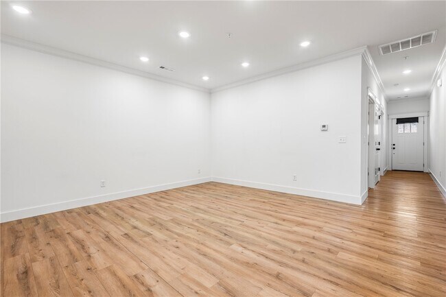 Photo - 1610 S 17th Pl