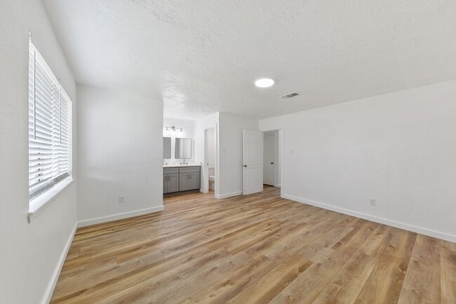 Photo - 2718 Quiver Ln