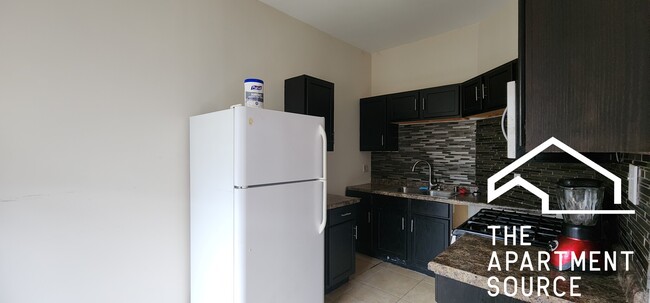 Photo - 4322 N Sheridan Rd Condo Unit 301