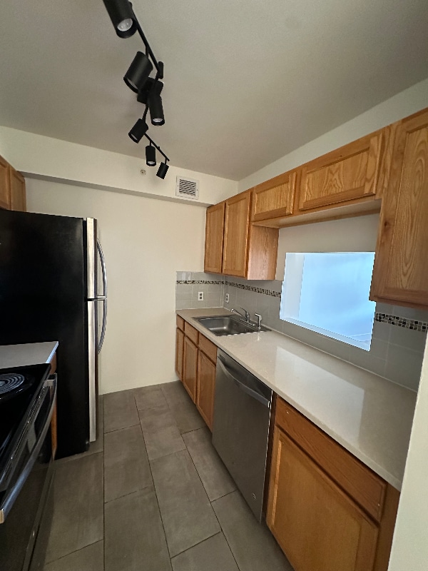 Photo - 2-21 Beach 80th St