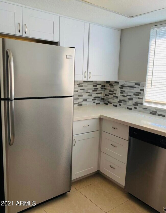 Photo - 1542 W Sahuaro Dr