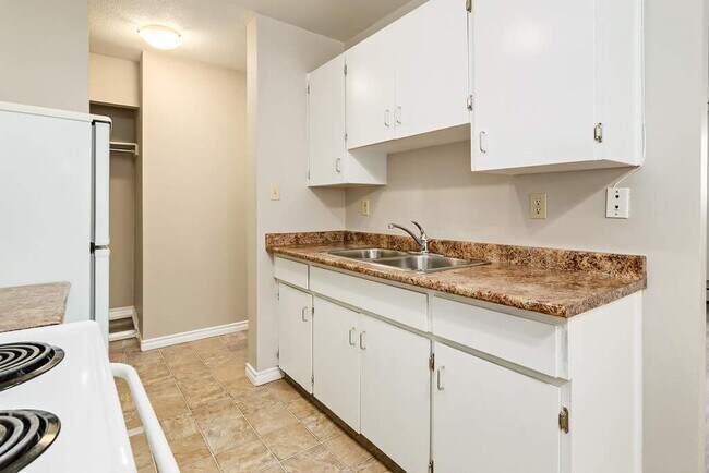 Photo - Beaumont Manor