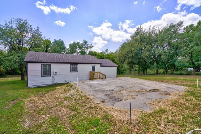 Photo - 3 bed 2 bath home in Newalla